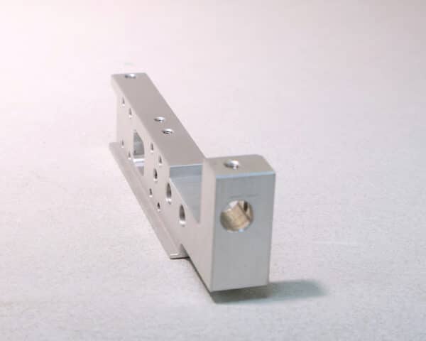 Connecting Bracket - Image 4